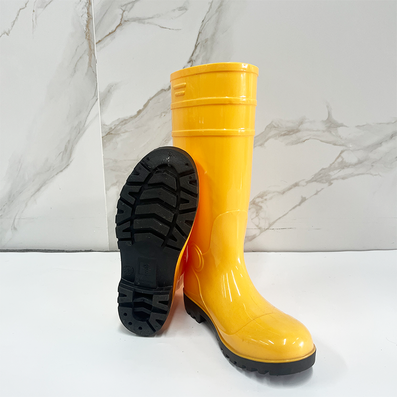 Safety Rain Boots Anti-Slip Labor Protect Rain Boots for Industry Work with Steel Toe