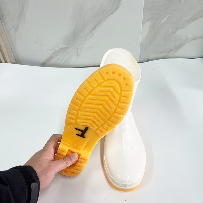 Anti-Slip Industrial and Mining Labor Protection Safety Rain Boots with Steel Toe