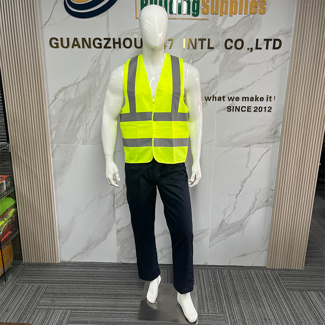 Safety Vest Breathable Reflective Vest for Construction Safety and Visibility Work clothes