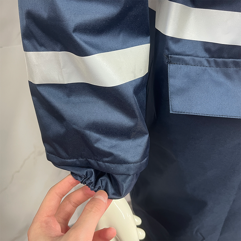 Waterproof Durable Polyester Safety Raincoat for Work wear Comfort and Performance