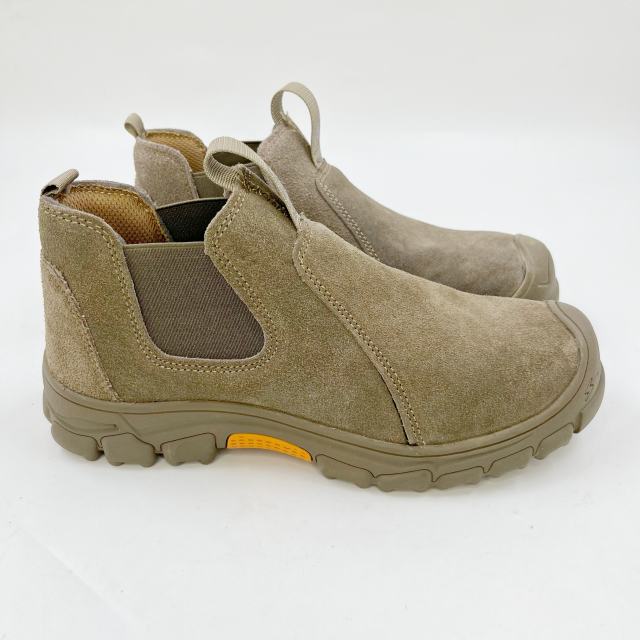 Insulation Anti-smashing Anti-piercing Oil-resistant Welding Safety Shoes