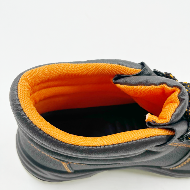 Men's Outdoor Leather Boots Iron Toe Cap Waterproof Upper Safety Shoes