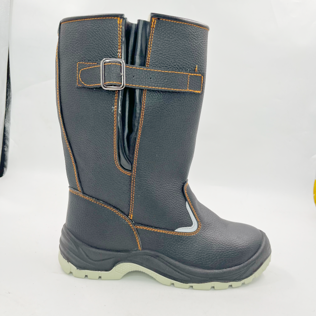 Oil Resistant Pu Sole Steel Toe Puncture Proof Keep Warm Fur Lined Safety Shoes for Winter