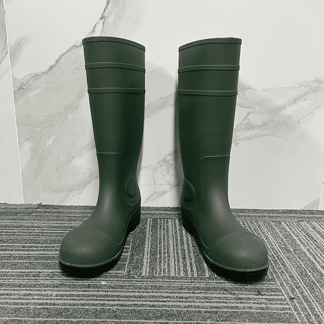 The Rubber Quality Is Good for The Anti-Slip Soles of The Labor Waterproof Safety Rain Boots