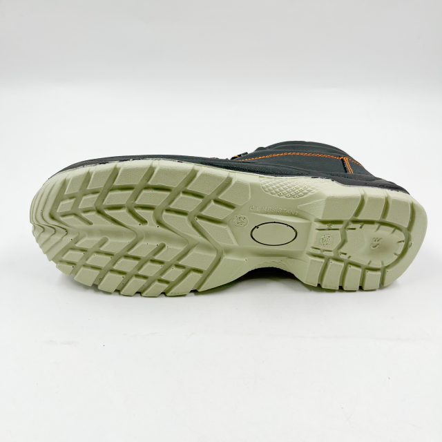 Men's Outdoor Leather Boots Iron Toe Cap Waterproof Upper Safety Shoes