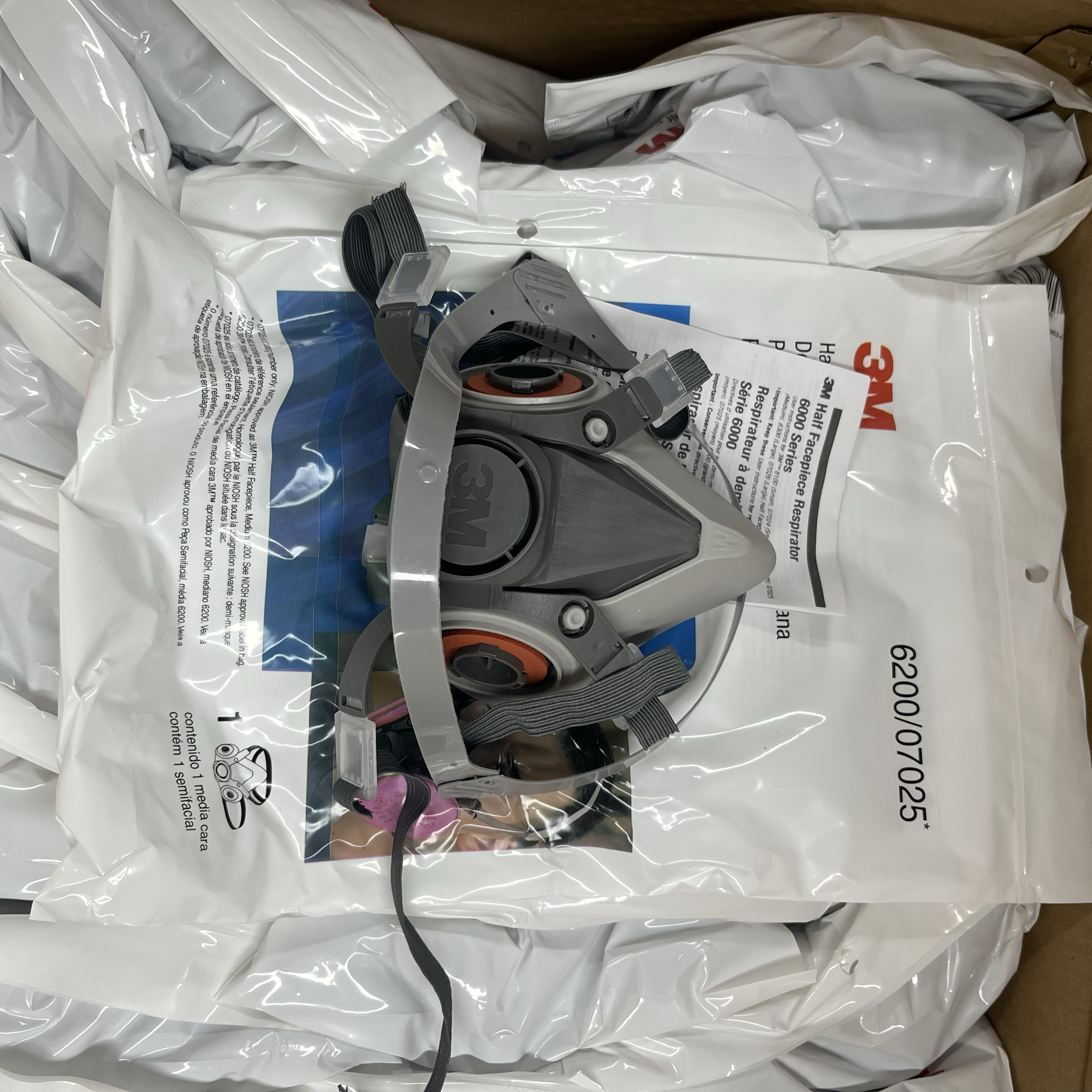 Hot Sales 6200 Half Reusable Face Respirator Anti Dust Gas Facial Mask Three M Face Mask Wholesale