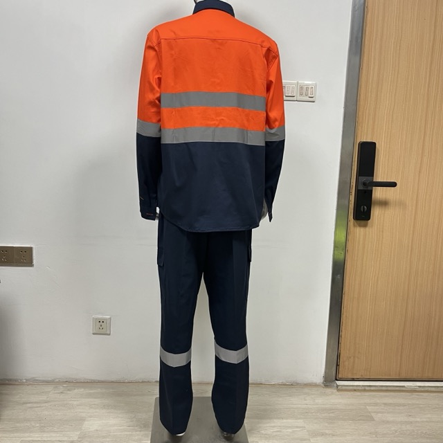 High Quality Work Clothing Flame Resistant Work Uniform for Workshop