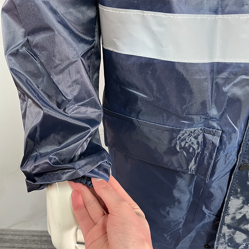 Wholesale Adults Waterproof Long Rain Coat Hooded Raincoat with Reflective Strip