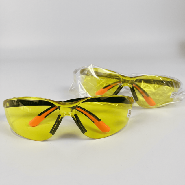 Multipurpose Unisex Fashion Plastic Anti Fog Scratch Work Safety Glasses