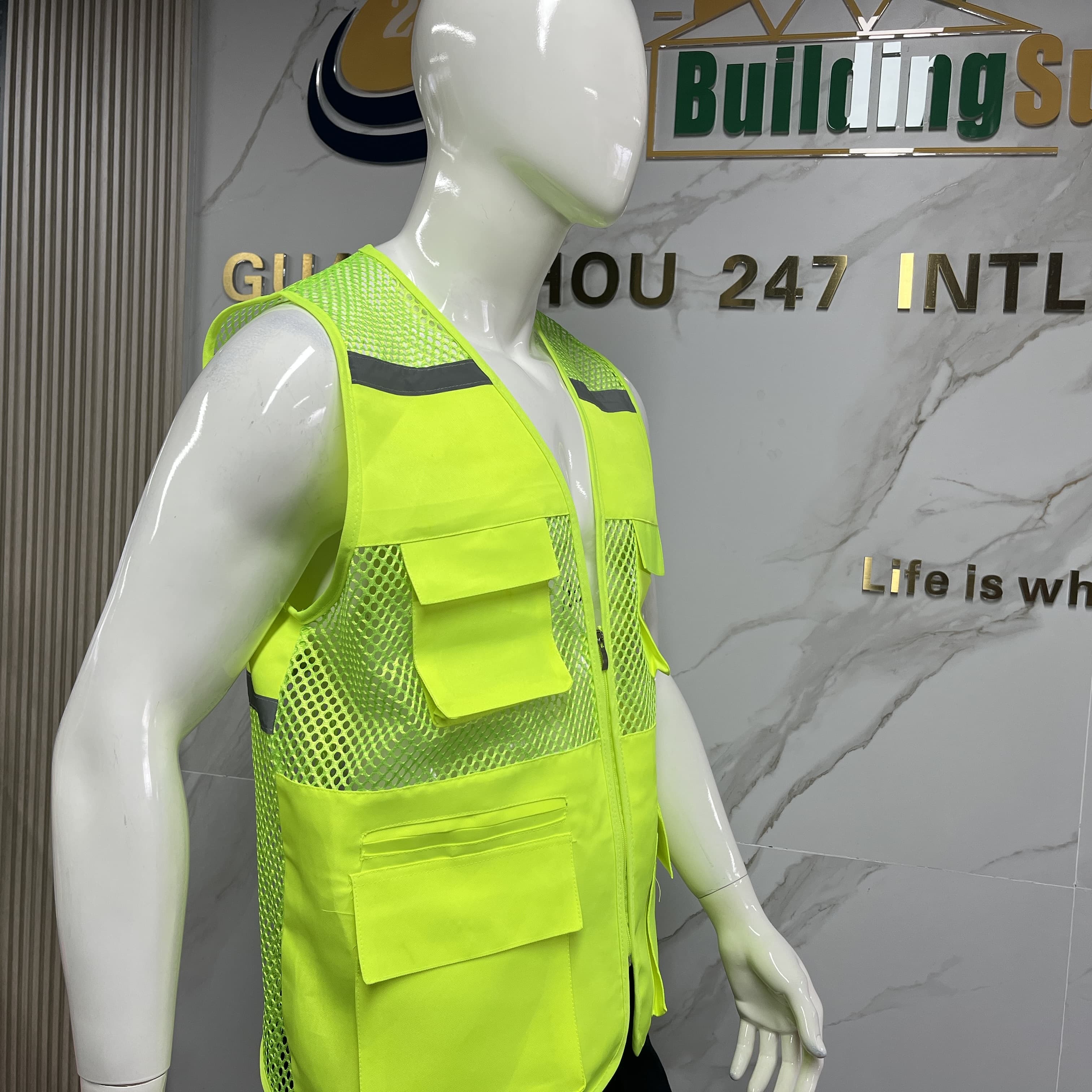 Wholesale Custom Logo High visibility Reflective Multi-Pocket Vest Outdoor Work Safety Vest