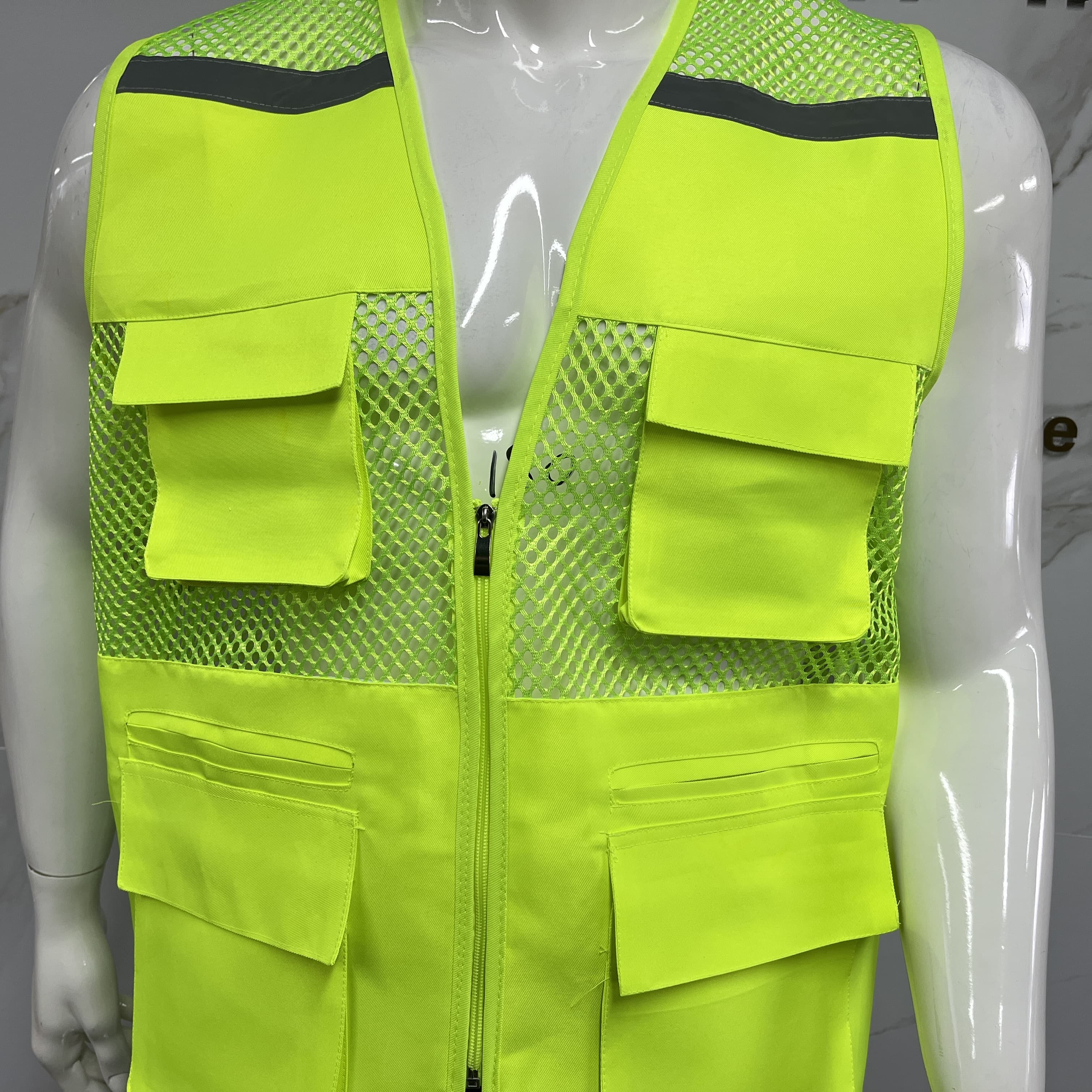 Wholesale Custom Logo High visibility Reflective Multi-Pocket Vest Outdoor Work Safety Vest