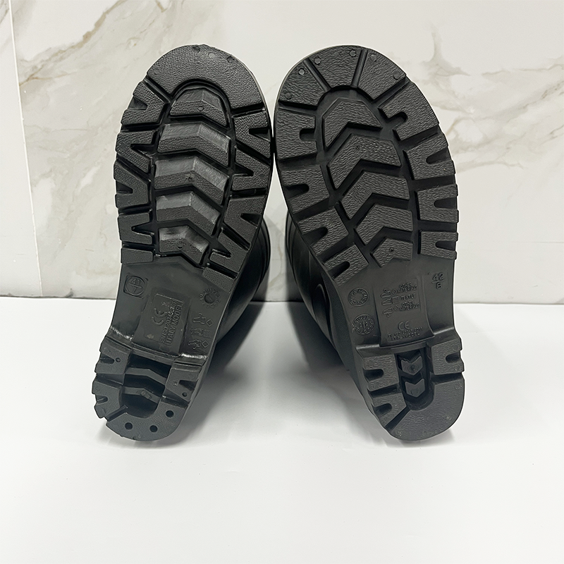 Safety Rain Boots Anti-Slip Labor Protect Rain Boots for Industry Work with Steel Toe