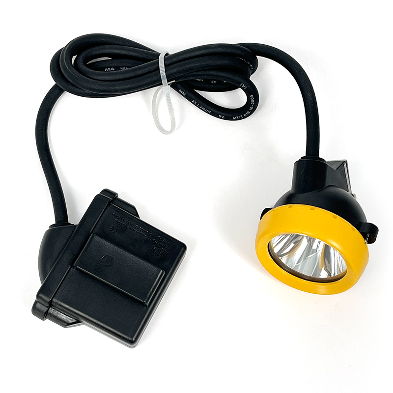 Rechargeable LED Miner Headlamp Waterproof 7.8Ah Li-ion Battery Underground Light